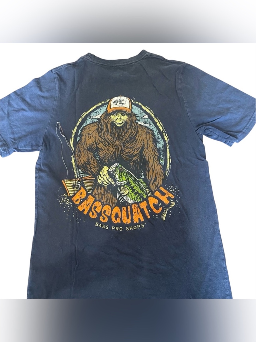 Bass Pro Shops Navy Sasquatch Tee Adult Small T-Shirt, Ts 3/$15 or 5/$20